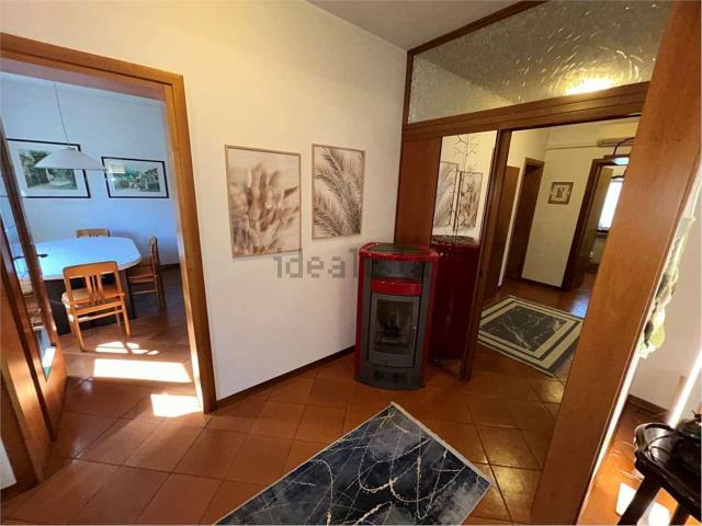 Villetta bifamiliare in vendita di 140 m² in Via Rive Fontane
