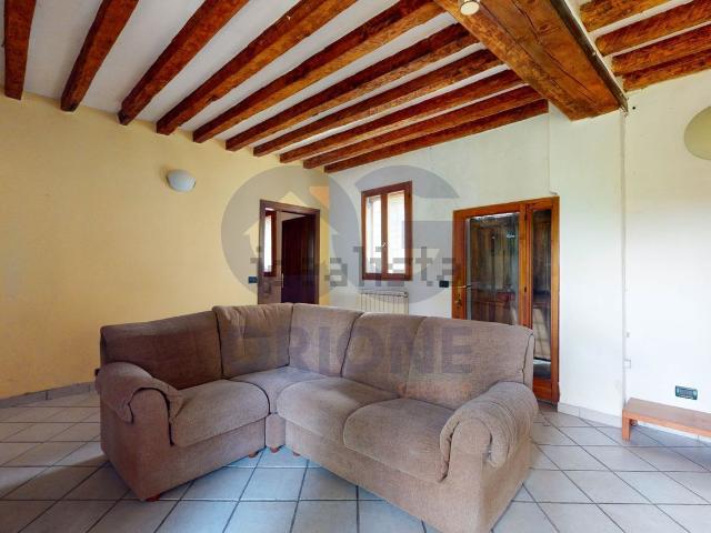 Villetta bifamiliare in vendita di 140 m²
