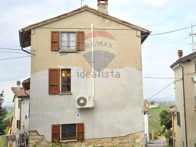 Villetta bifamiliare in vendita di 141 m² in Via Macallè, 33