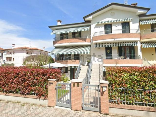 Villetta bifamiliare in vendita di 142 m² in Via Egidio Montagner, 28