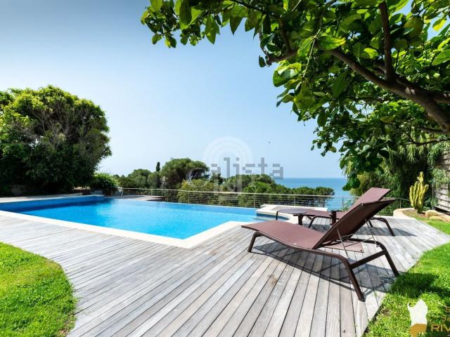 Villetta bifamiliare in vendita di 142 m² in Via Lattea, 67