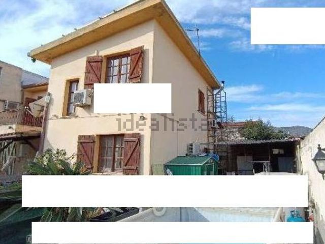 Villetta bifamiliare in vendita di 144 m² in Via Alfonso Lamarmora, 15