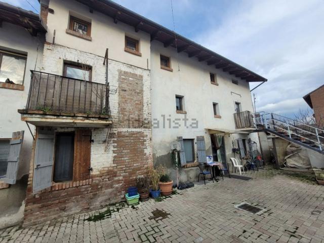 Villetta bifamiliare in vendita di 144 m² in Via G. Monteverde, 14