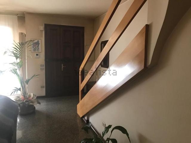 Villetta bifamiliare in vendita di 144 m²