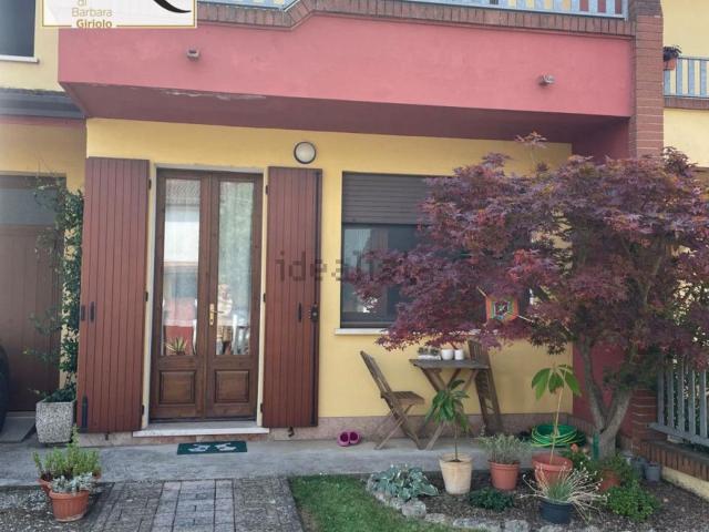 Villetta bifamiliare in vendita di 145 m²