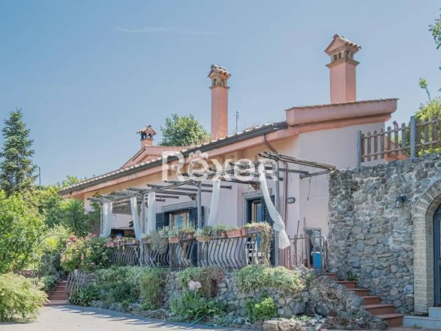 Villetta bifamiliare in vendita di 146 m² in Via di Campo Vecchio, 20