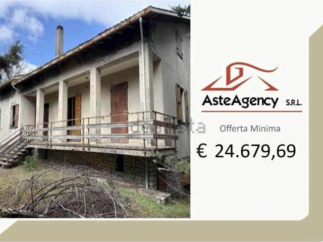 Villetta bifamiliare in vendita di 149 m² in Via Centro, 49