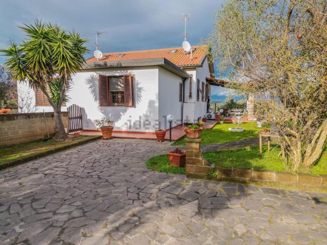 Villetta bifamiliare in vendita di 150 m² in Località Asca