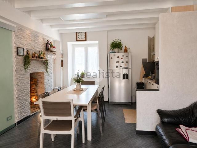 Villetta bifamiliare in vendita di 150 m² in Località Casalino, 40