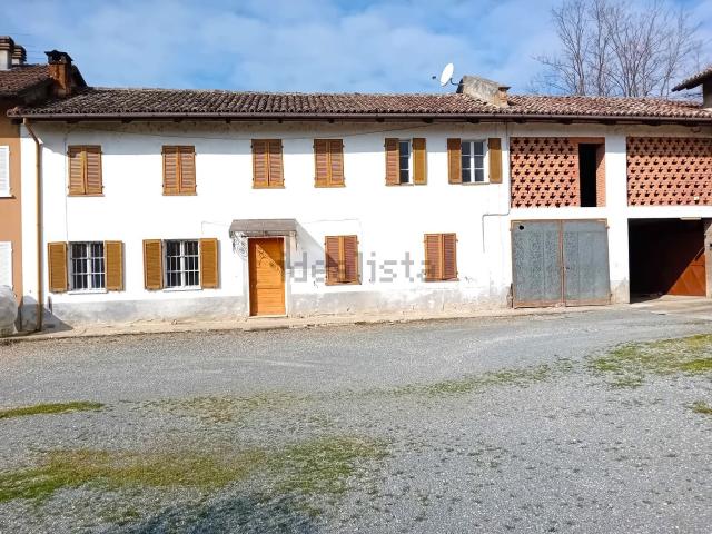 Villetta bifamiliare in vendita di 150 m² in Strada Val Calosso, 10