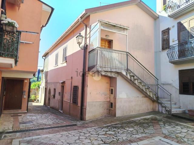 Villetta indipendente in vendita di 150 m² in Vicolo Forno, 24