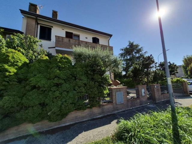 Villetta bifamiliare in vendita di 150 m² in Vicolo Paolo Borsellino, 7