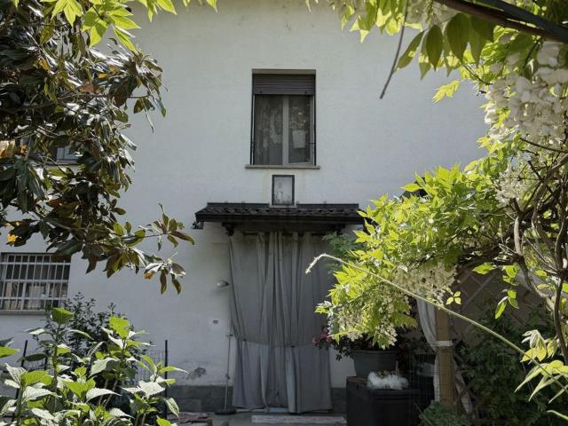 Villetta bifamiliare in vendita di 150 m² in Via Valtermina, 9