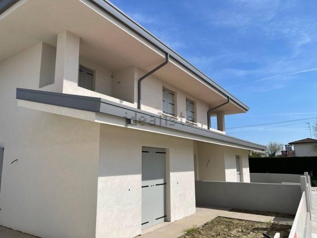 Villetta bifamiliare in vendita di 150 m² in Via Vincenzo Chiarugi