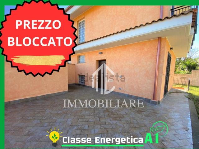 Villetta bifamiliare in vendita di 150 m² in Via Alfredo Tamburrini, 1