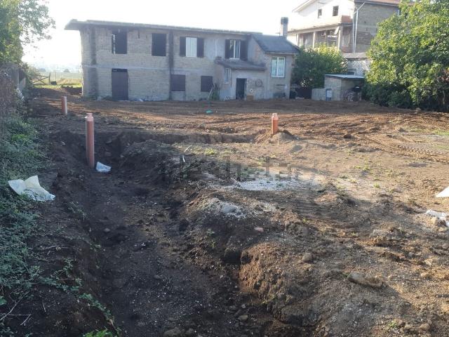 Villetta bifamiliare in vendita di 150 m² in Via Arischia, 18