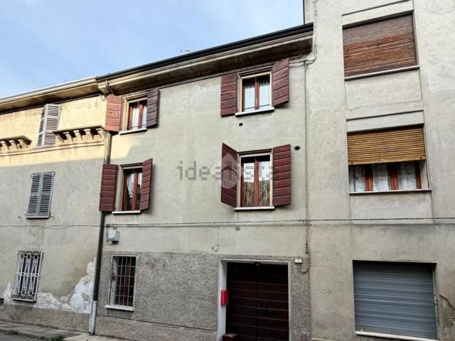 Villetta bifamiliare in vendita di 150 m² in Via Battiloro, 5