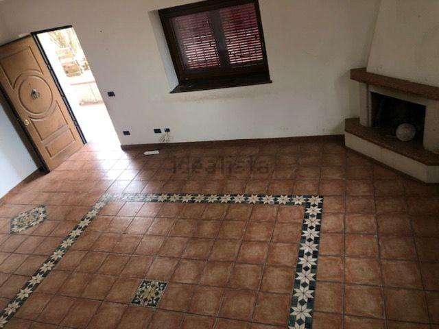 Villetta bifamiliare in vendita di 150 m² in Via bernini