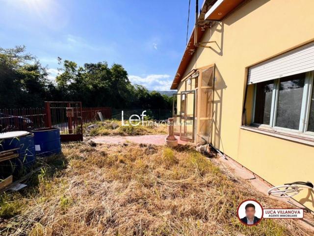 Villetta bifamiliare in vendita di 150 m² in Via Curogna