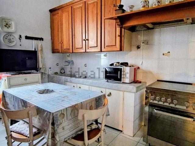 Villetta bifamiliare in vendita di 150 m² in Via della Crociata