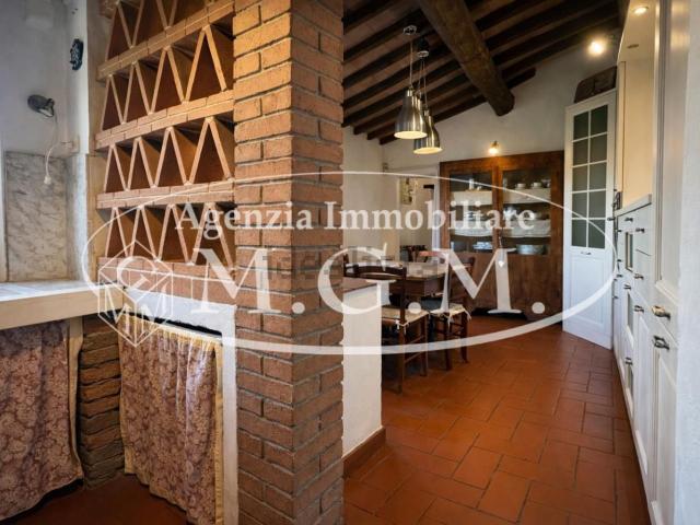 Villetta bifamiliare in vendita di 150 m² in Via delle Colombaie