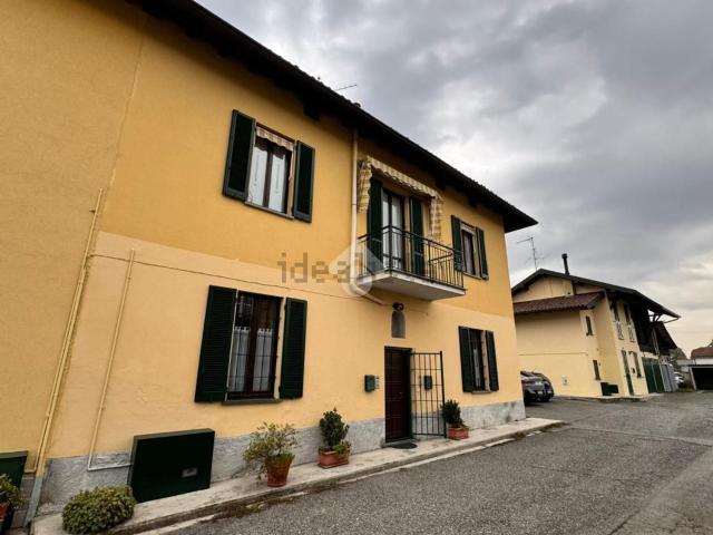 Villetta bifamiliare in vendita di 150 m² in Via delle Primule, 5