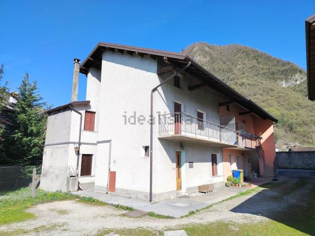 Villetta bifamiliare in vendita di 150 m² in Via Giuseppe Toigo, 4