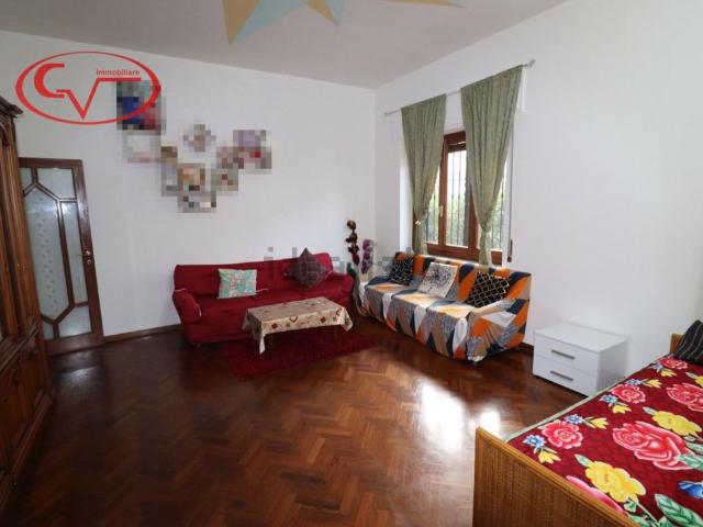 Villetta bifamiliare in vendita di 150 m² in Via Guglielmo Marconi