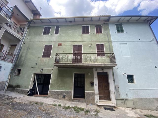 Villetta bifamiliare in vendita di 150 m² in Via Martiri della Libertà