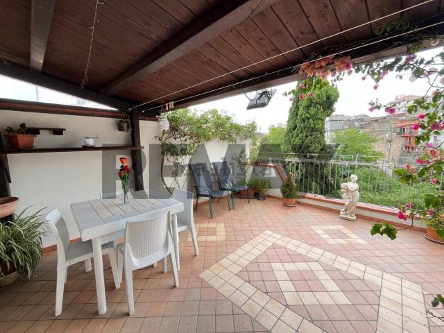 Villetta bifamiliare in vendita di 150 m² in Via Palermo, 23
