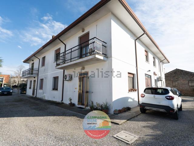 Villetta bifamiliare in vendita di 150 m² in Via Piave, 10