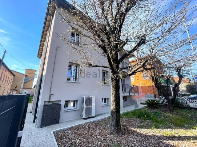 Villetta bifamiliare in vendita di 150 m² in Via Provinciale, 25