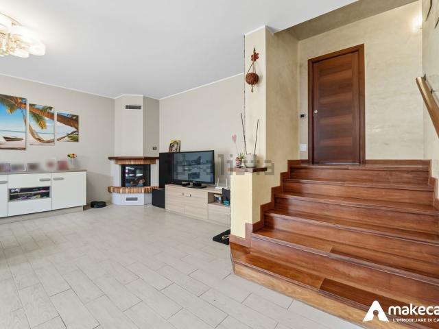 Villetta bifamiliare in vendita di 150 m² in Via Sandro Pertini, 20