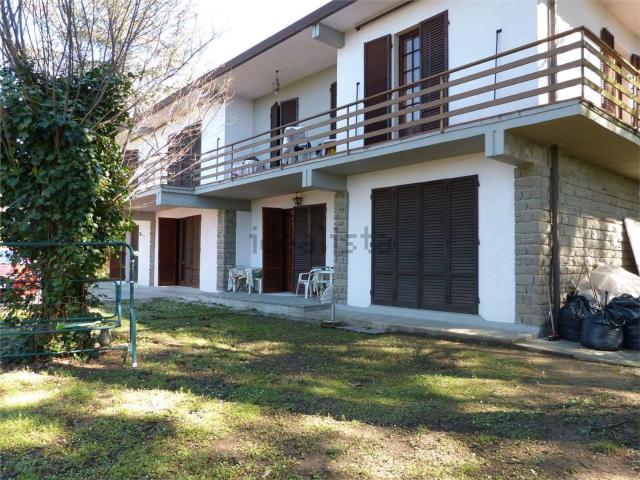 Villetta bifamiliare in vendita di 150 m²