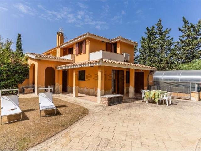 Villetta bifamiliare in vendita di 150 m²