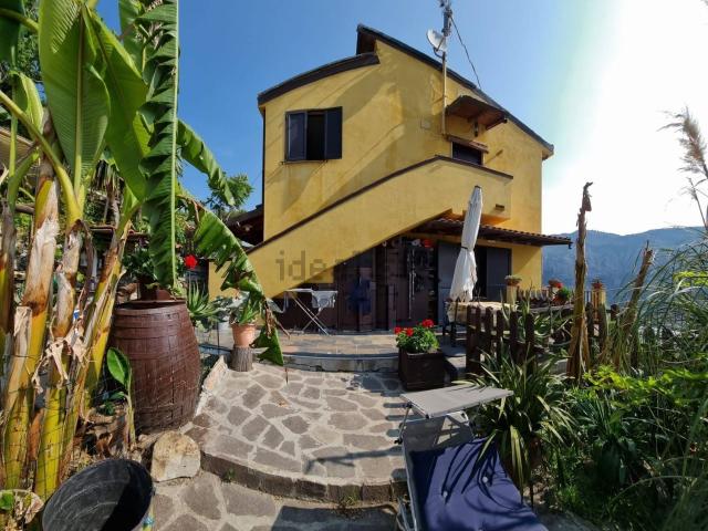 Villetta bifamiliare in vendita di 150 m²