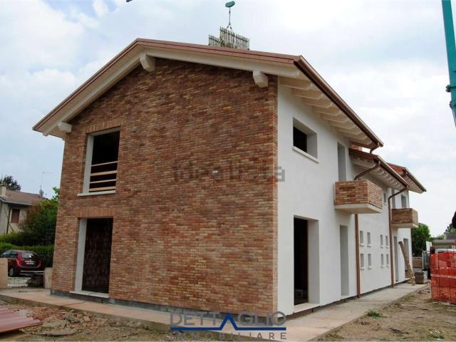 Villetta bifamiliare in vendita di 150 m²