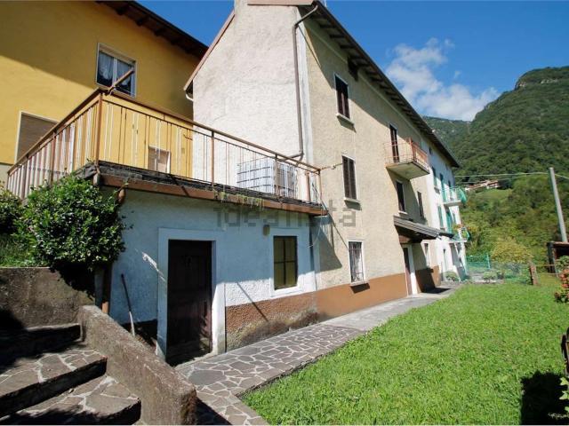 Villetta bifamiliare in vendita di 150 m²