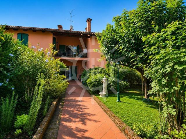 Villetta a schiera in vendita di 150 m²