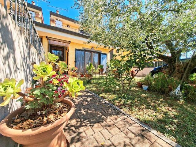 Villetta bifamiliare in vendita di 150 m²