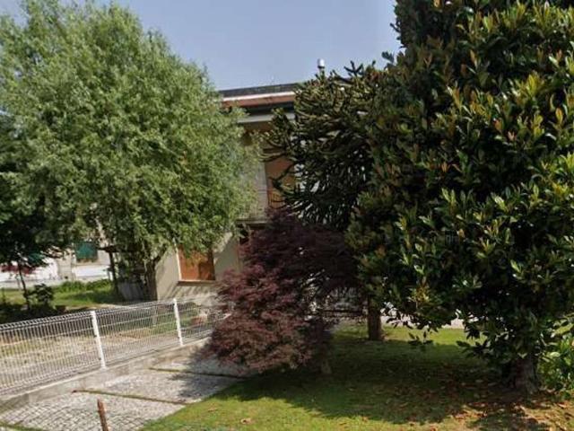 Villetta bifamiliare in vendita di 151 m² in Via Caltana, 116