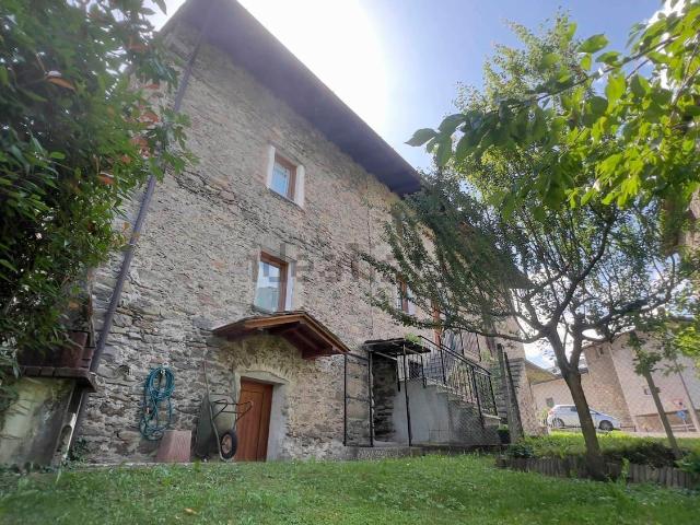Villetta bifamiliare in vendita di 152 m² in Via San Pietro