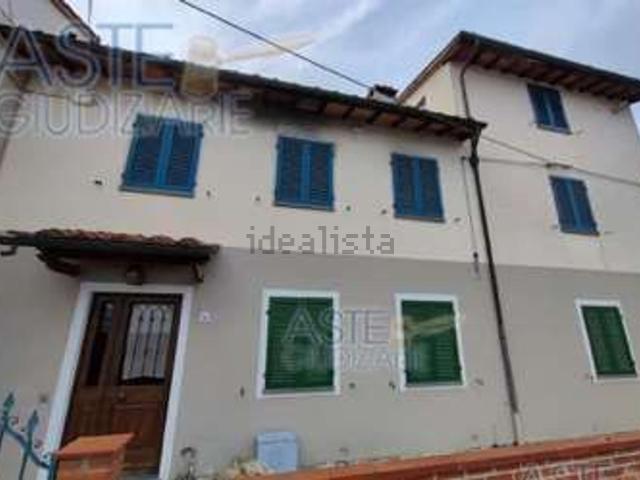Villetta bifamiliare in vendita di 157 m² in Via Santovecchio, 24