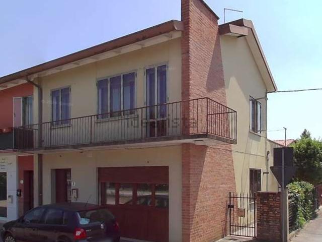Villetta bifamiliare in vendita di 154 m² in Via Antonio Pacinotti, 3