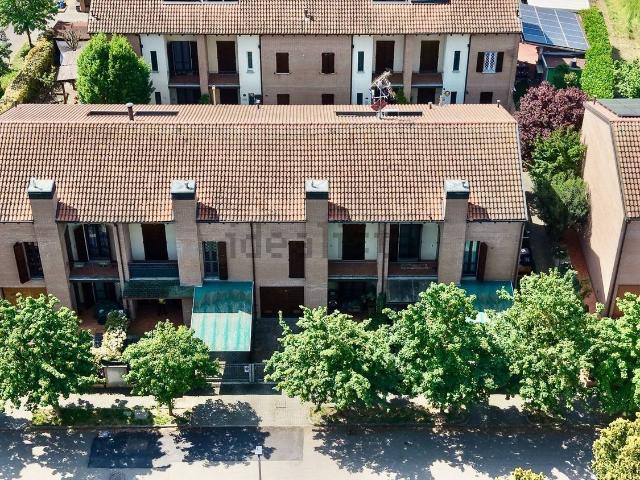 Villetta bifamiliare in vendita di 154 m² in Via Chiesa, 2