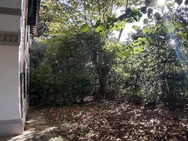 Villetta bifamiliare in vendita di 155 m² in Strada Statale 12, 12