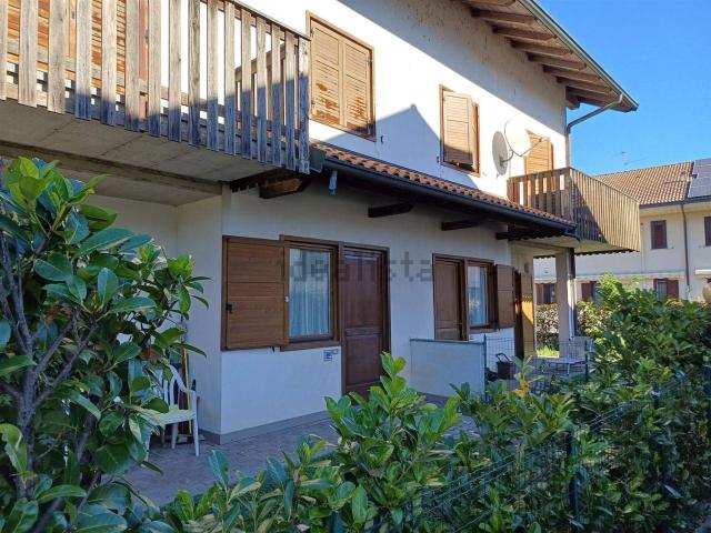 Villetta bifamiliare in vendita di 155 m² in Via Ludovico Vistarini, 3