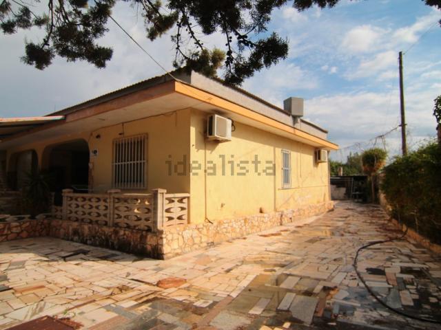 Villetta bifamiliare in vendita di 155 m² in Via Mannara
