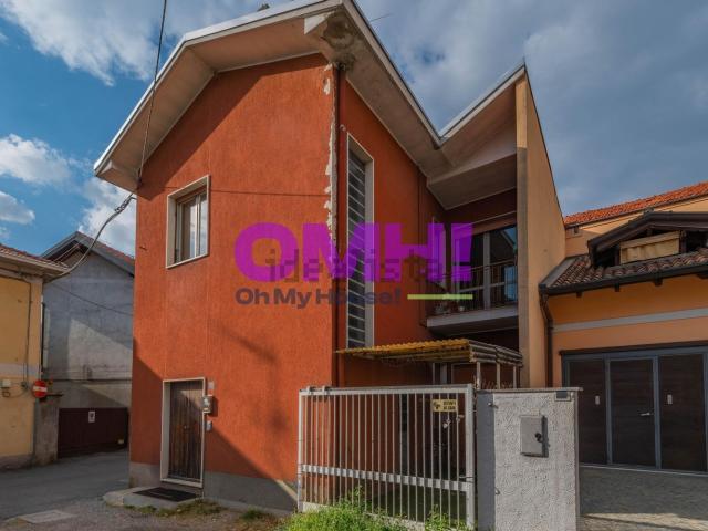Villetta bifamiliare in vendita di 155 m² in Via San Michele al Carso, 22
