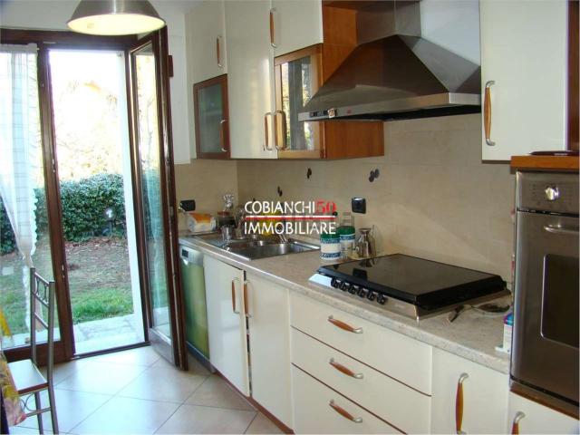 Villetta bifamiliare in vendita di 156 m² in Corso Lorenzo Cobianchi, 50